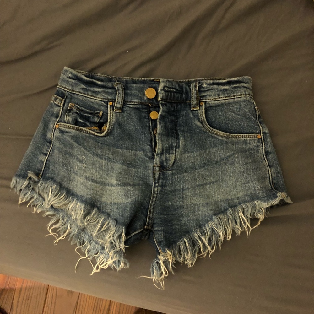 Blank cutoff Jean shorts